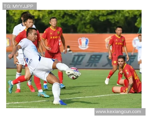 南京足球队在大师赛中的经验与表现分析与点评